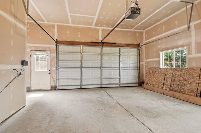 1515 S Deep Creek Ln, Medical Lake, WA 99022