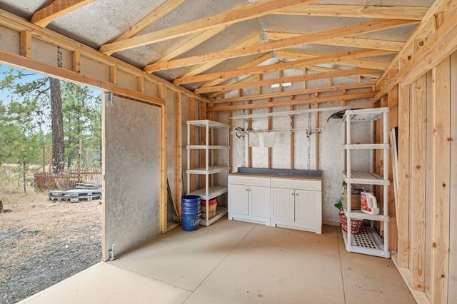 1515 S Deep Creek Ln, Medical Lake, WA 99022