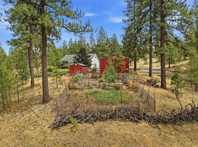 1515 S Deep Creek Ln, Medical Lake, WA 99022