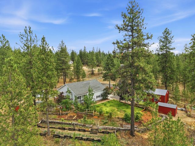 1515 S Deep Creek Ln, Medical Lake, WA 99022