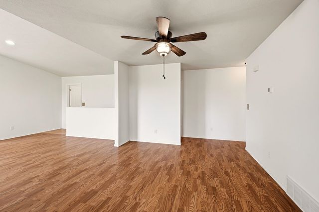 1515 S Deep Creek Ln, Medical Lake, WA 99022