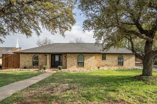 1134 Sunset Drive, Trophy Club, TX 76262