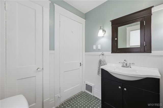 3823 Macklem Avenue, Niagara Falls, NY 14305