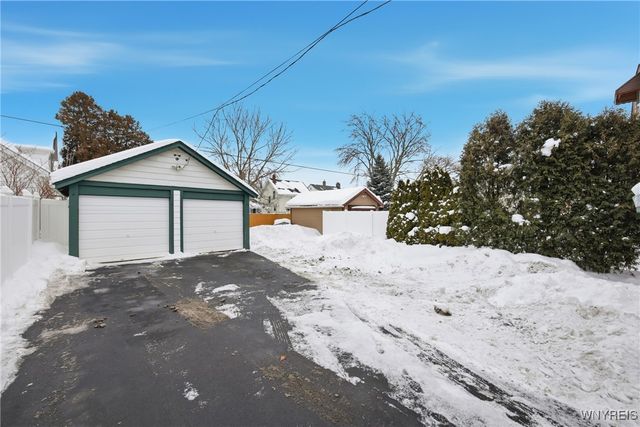 3823 Macklem Avenue, Niagara Falls, NY 14305