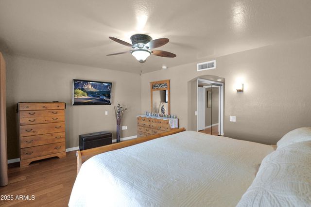 14215 W PARKLAND Drive, Sun City West, AZ 85375