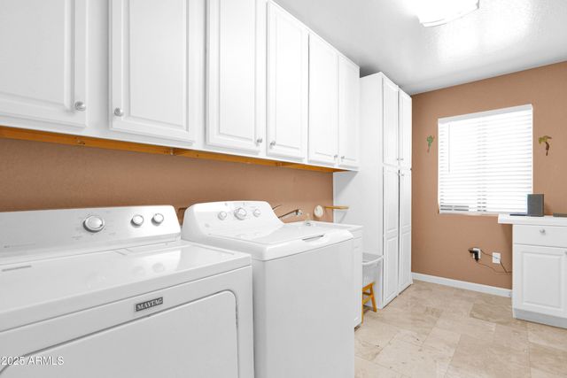 14215 W PARKLAND Drive, Sun City West, AZ 85375