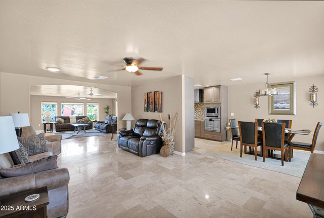14215 W PARKLAND Drive, Sun City West, AZ 85375