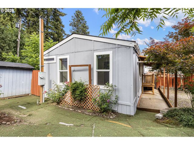 9700 Sw TUALATIN Rd 18, Tualatin, OR 97062