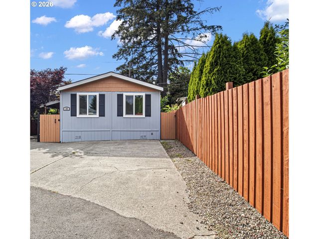 9700 Sw TUALATIN Rd 18, Tualatin, OR 97062