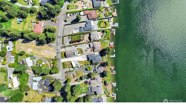 7013 VANDERMARK ROAD E, Bonney Lake, WA 98391