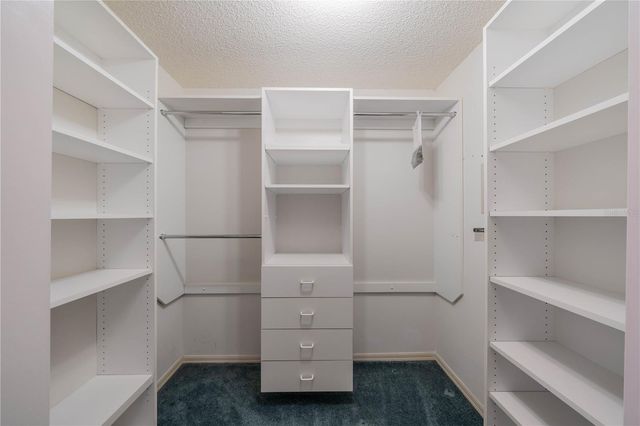 301 CALOOSA PALMS COURT, Sun City Center, FL 33573