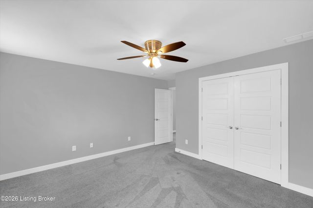 4105 Kendy Ridge Ct, Louisville, KY 40299