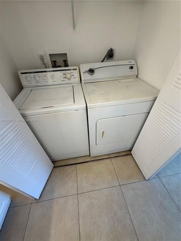 12124 Saint Andrews Place 206, Miramar, FL 33025