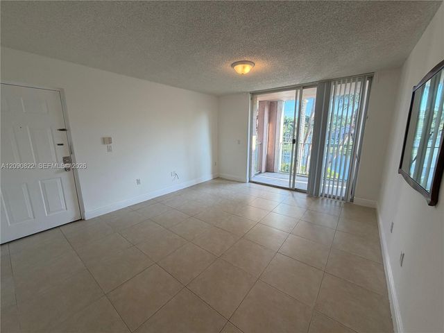 12124 Saint Andrews Place 206, Miramar, FL 33025