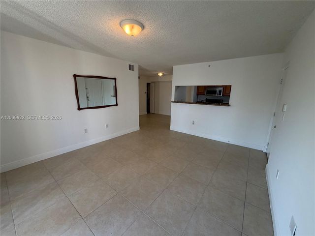 12124 Saint Andrews Place 206, Miramar, FL 33025