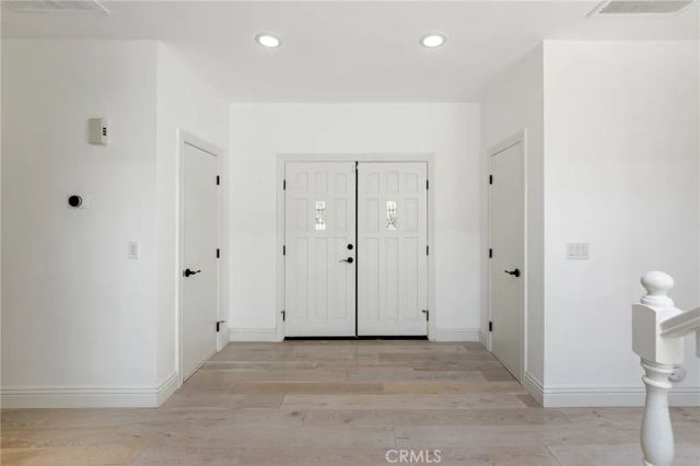 15601 Saddleback Road, Canyon Country, CA 91387
