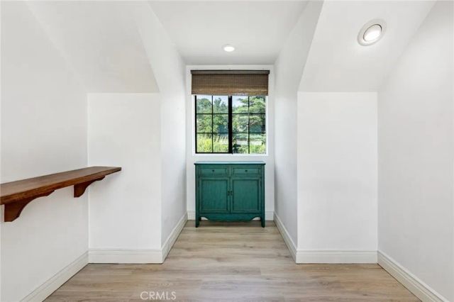 15601 Saddleback Road, Canyon Country, CA 91387