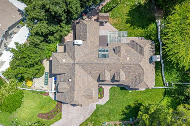 15601 Saddleback Road, Canyon Country, CA 91387