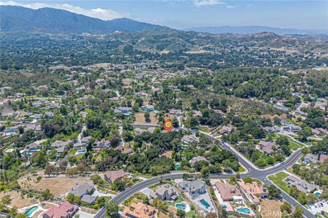 15601 Saddleback Road, Canyon Country, CA 91387
