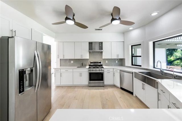15601 Saddleback Road, Canyon Country, CA 91387