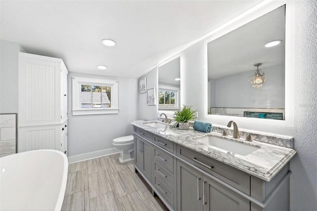 120 N SHINE AVENUE, Orlando, FL 32801