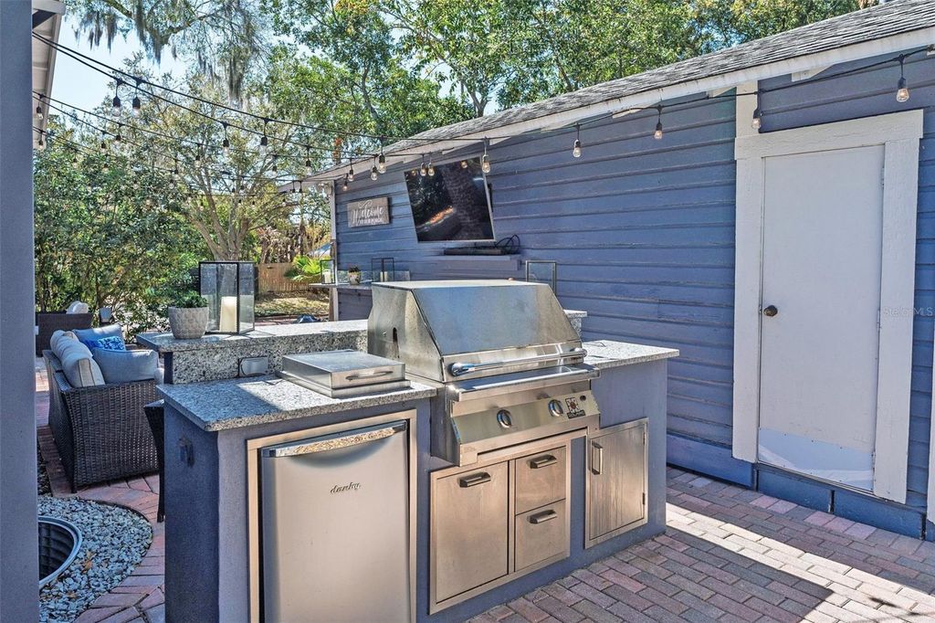 Image 43 of property listing at 120 N SHINE AVENUE, Orlando, FL 32801