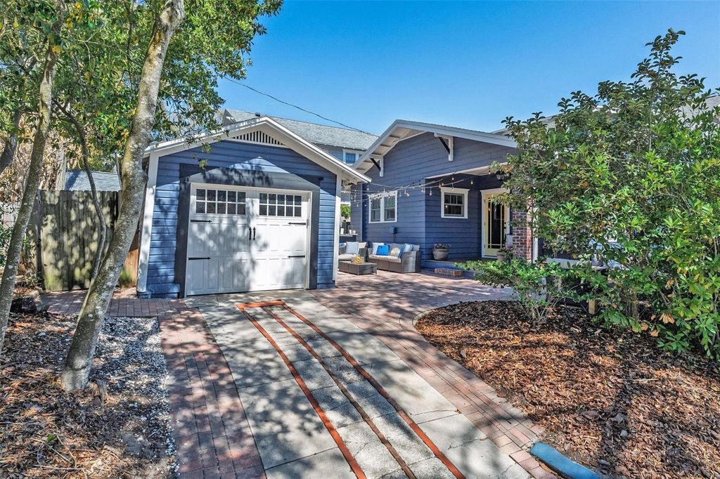 Image 44 of property listing at 120 N SHINE AVENUE, Orlando, FL 32801