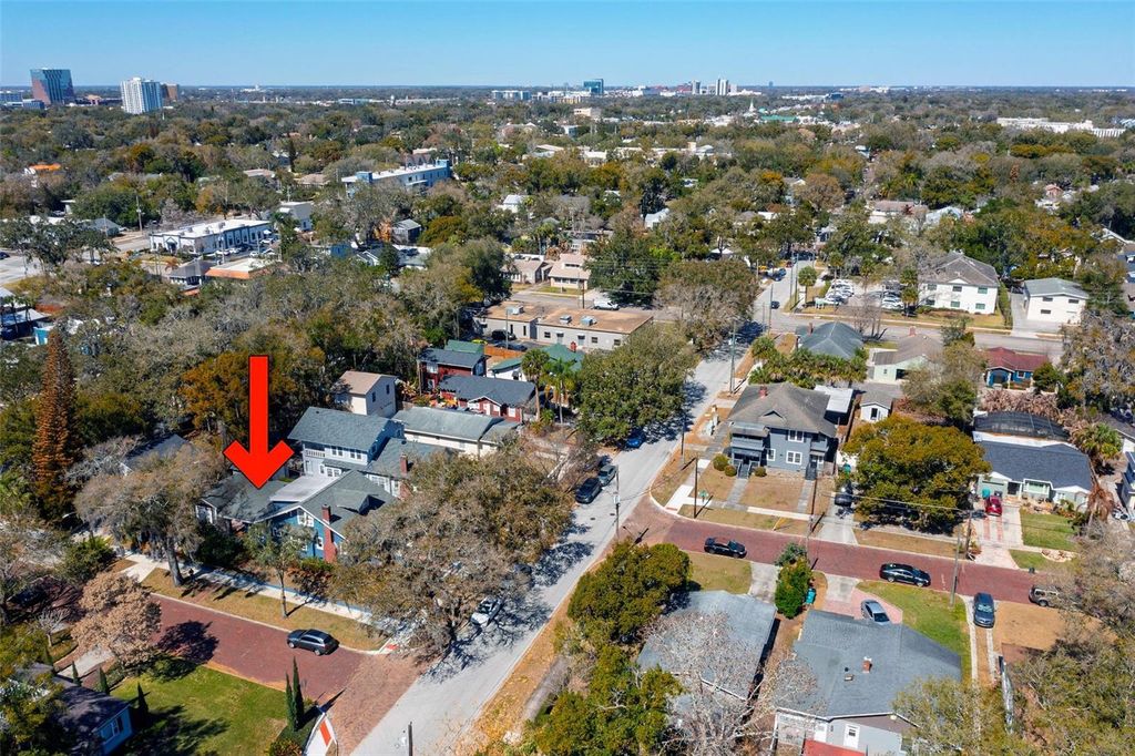 Image 49 of property listing at 120 N SHINE AVENUE, Orlando, FL 32801