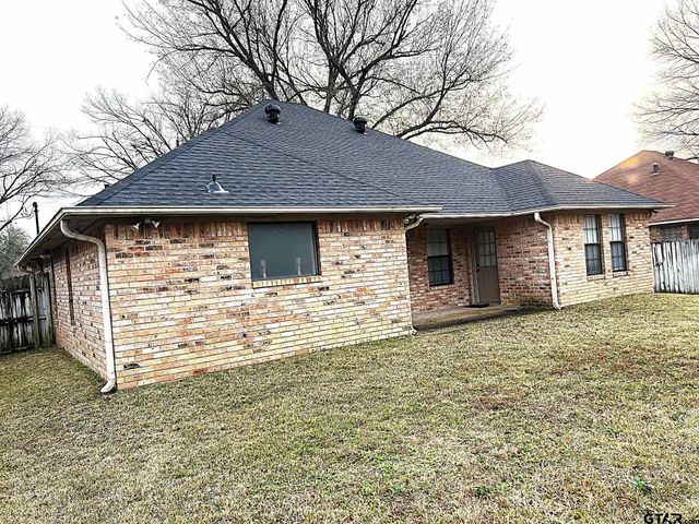 3222 OMEGA DR, Tyler, TX 75701