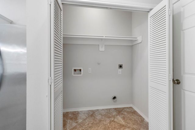 2318 Colonial Springs Lane, Spring, TX 77386