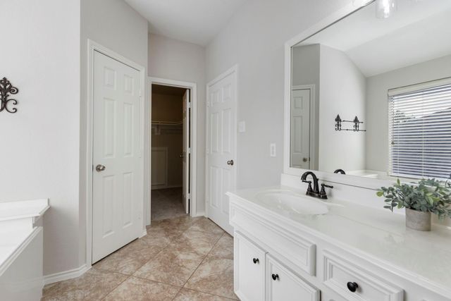2318 Colonial Springs Lane, Spring, TX 77386