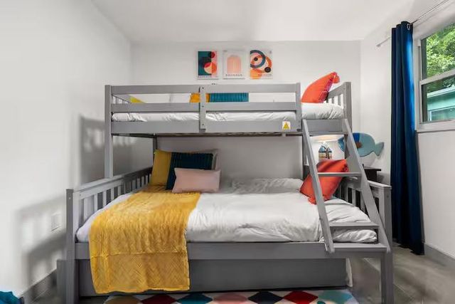 909 SW 16th Street, Fort Lauderdale, FL 33315