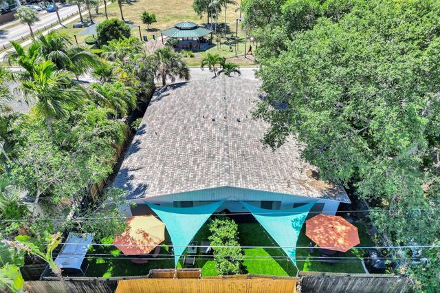 909 SW 16th Street, Fort Lauderdale, FL 33315