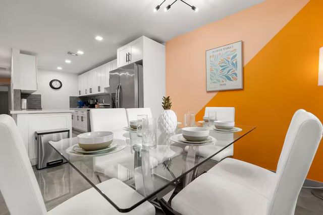 909 SW 16th Street, Fort Lauderdale, FL 33315