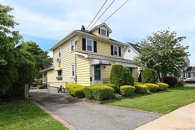 425 Linden Street, Bellmore, NY 11710