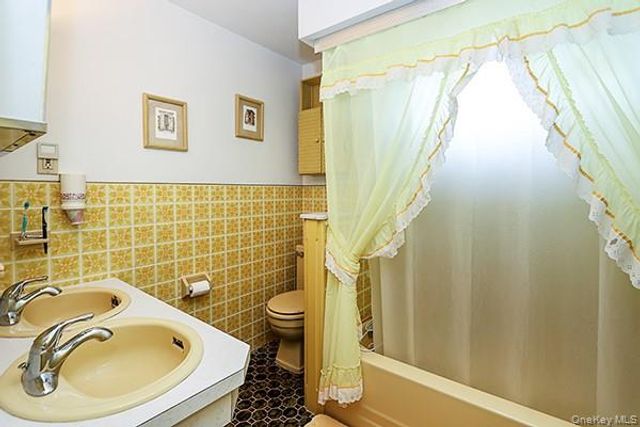 425 Linden Street, Bellmore, NY 11710