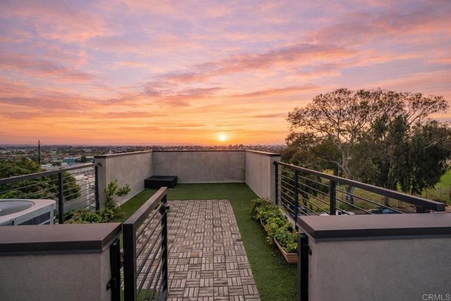 3060 G Street, San Diego, CA 92102