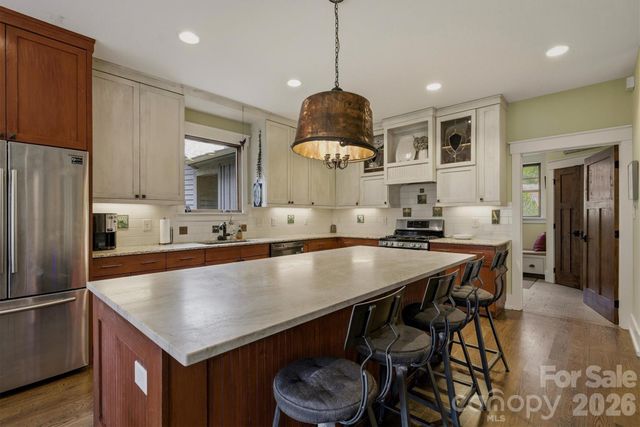 3201 Donahue Drive, Nebo, NC 28761