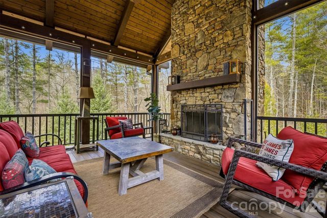 3201 Donahue Drive, Nebo, NC 28761