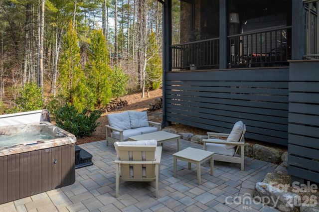 3201 Donahue Drive, Nebo, NC 28761