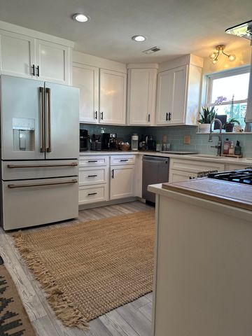 823 Jordan Street, Charleston, SC 29412