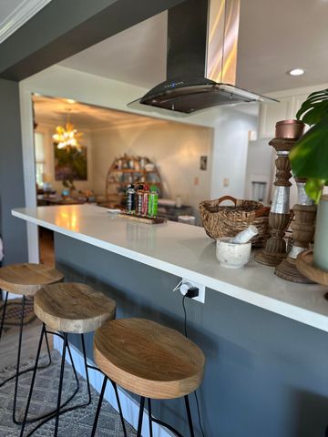 823 Jordan Street, Charleston, SC 29412