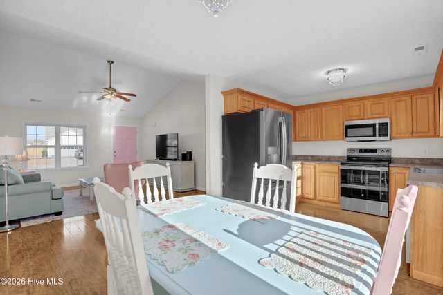 305 Rose Bud Lane, Holly Ridge, NC 28445