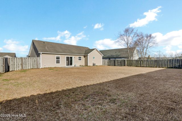 305 Rose Bud Lane, Holly Ridge, NC 28445