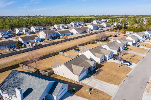 305 Rose Bud Lane, Holly Ridge, NC 28445