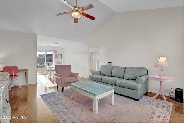 305 Rose Bud Lane, Holly Ridge, NC 28445