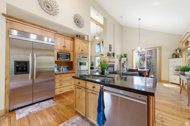 11266 S PALISADE VIEW DR, South Jordan, UT 84095