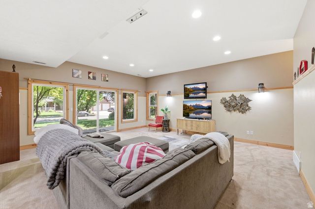 11266 S PALISADE VIEW DR, South Jordan, UT 84095