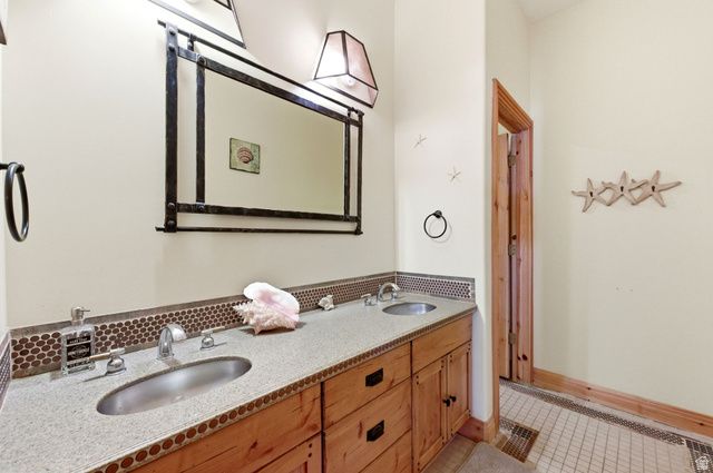 11266 S PALISADE VIEW DR, South Jordan, UT 84095