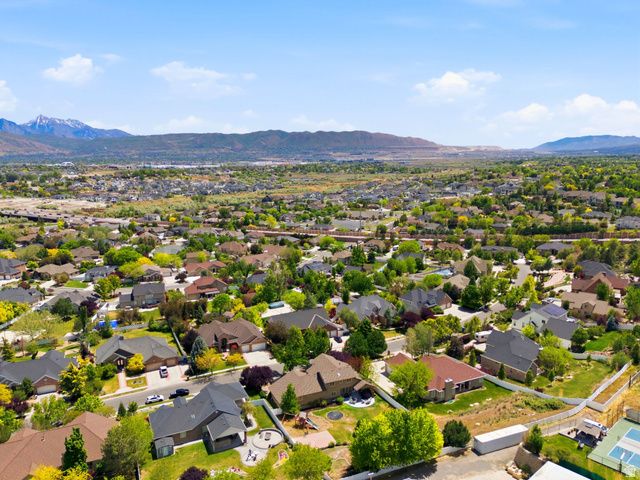 11266 S PALISADE VIEW DR, South Jordan, UT 84095